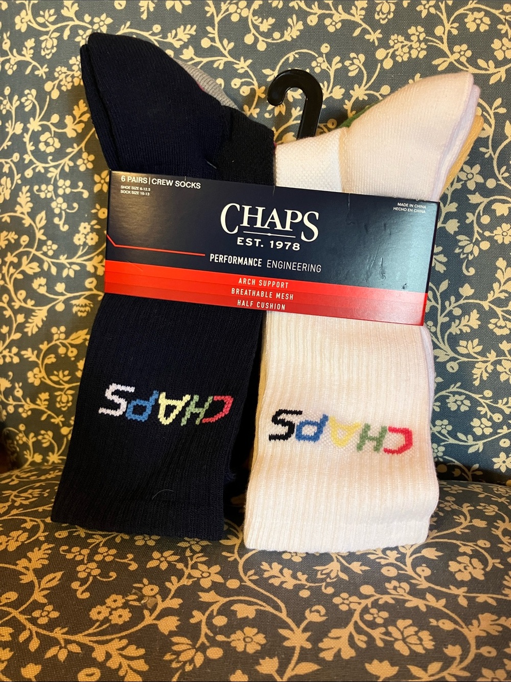 Chaps 6-Pair Crew Socks Casual Polyester Blend Half Cushion Shoe Size 6-12.5